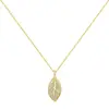 Nuevo Estilo Collar de Plata de Ley S925 con Hojas Doradas y de Jade para Mujer, Lujo Ligero con Diseño de Hoja Microincrustada, Colgante Único de Cadena para Clavícula