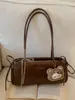 Bolsa de Axila Simples Retrô de Nicho para Mulheres 2025 Inverno Nova Moda Bolsa Diária para o Trabalho Bolsa de Ombro Simples