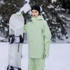 Chaqueta de Esquí Supreme 2026 para Mujer, Impermeable 3L Acolchada Profesional para Snowboard, Ajuste Holgado Estilo Americano Abrigo de Hombre, Equipo Resistente al Frío