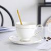 Xícara de Café e Pires de Porcelana Fina Casual Branco Puro Xícara Europeia Latte Italiano Flor Cerâmica Chá da Tarde Xícara de Chá Pequena de Luxo