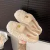 Sapatos baixos de lã de cordeiro estilo francês para mulheres, nova coleção outono/inverno 2025, forrados com fleece, bico redondo, sapatos peludos, adequados para o trajeto