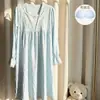 Roupa de Casa Casual Feminina de Primavera e Outono, Comprimento Médio, Estilo Coreano, Acabamento em Renda, Algodão Nuvem Solta, Doce, Princesa, Cor Sólida