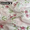 Nuevo en Stock Tela de Poliéster Ligero Rosa Claro con Diseño de Flores de Vid, Hojas Verdes y Estampado Floral para Ropa de Mujer y Niños, Materiales para Faldas y Tops
