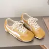 Zapatos de Entrenamiento Alemanes Rojos Transpirables para Mujer 2026 Verano Nuevos Zapatos Casuales de Malla Transpirable Forrest Gump Zapatos de Carrera Zapatos para Mujer