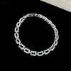 Pulseira de Flor de Zircônia Vazada em Forma de Diamante Transfronteiriça Europeia e Americana, Pulseira de Luxo Leve de Alta Qualidade, Joia de Mão Personalizada da Moda e Tendência para Mulheres