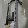 Grifo de agua fría simple de acero inoxidable 304, grifo giratorio para lavabo, grifo universal de apertura rápida vertical y horizontal fábrica