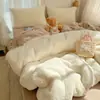 Juego de Cama de Cuatro Piezas de Vellón de Cordero Grueso y Esponjoso Estilo Coreano, Juego Sencillo de Color Sólido Cálido de Vellón de Coral para Sábana y Funda de Edredón