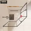 Ducha minimalista con forma de diamante, baño integrado con separación de zona seca y húmeda, mampara de ducha con puerta corredera de cristal para uso doméstico