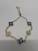 Pulsera de Flor de Diamante de Zirconia Hueca Deslizante Pulsera de Lujo Ligero de Alto Sentido Pulsera Joker de Moda para Viajes al Trabajo Venta al por Mayor