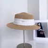 Chapéu Simples de Topo Plano com Fita Plissada Estilo Coreano para Mulheres, Chapéu de Sol Casual Versátil de Verão, Chapéu de Palha com Proteção Solar para Férias, Tendência