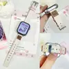 Adecuado para Applewatchs12Ultra Gatito Galleta Correa de Muñeca Fina de Cuero para Apple S98765Se