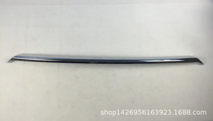 16奥迪Q3 前杠饰条1_副本.jpg