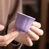 Nueva taza de té de cerámica morada estilo chino con pétalos florales pintados en oro, una sola taza para conocedores del té, un juego de té hermoso y elegante para uso doméstico
