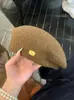 Gorro Boina Negro Estilo Japonés con Logo de Caballo Pequeño para Mujer Otoño/Invierno Adelgazante Versátil Circunferencia de Cabeza Grande Transpirable para Mujer Gorro de Pintor