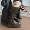 Nuevas botas de cuero 2026 otoño de caña alta estilo Martin versátiles para mujer botas de motociclista estilo punk para dama suela gruesa con hebilla de cinturón