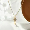 Collar de trébol de cuatro hojas de plata de ley s925 para mujer, lujo ligero, moda de alta gama, cadena versátil para la clavícula, elegante collar de llave de nicho