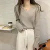 Suéter Casual Feminino para Outono/Inverno 2025, Design com Botões, Manga Longa Gola V Tricô Francês Camada Base Top de Gola Baixa