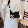 Bolso Pequeño Cuadrado Casual Minimalista Personalizado Verano 2026 Nuevo Elegante Alta Apariencia Estilo Coreano Bolso de Hombro Cruzado para Mujer