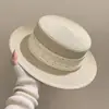 Sombrero de Paja Elegante Estilo Francés Blanco Crudo con Lunares Sombrero de Sol de Copa Plana para Mujer Nuevo Modelo 2026 Sombrero de Protección Solar para Vacaciones en la Playa