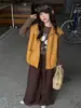 Conjunto de Chaleco de Cuero y Pantalones para Niñas 2026 Nuevas Llegadas de Otoño Tallas Mediana y Grande Estilo Coreano Pantalones de Pierna Ancha a Cuadros Conjunto de Tres Piezas en Capas