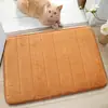 Alfombra de Piso de Vellón de Coral de Color Sólido Felpudo para Puerta de Casa Plano con Relieve Piedra Espuma con Memoria Alfombra Absorbente para Puerta Felpudo para Cocina Transfronterizo