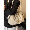 Bolso de hombro plisado de nicho estilo coreano transfronterizo 2026 para mujer, versátil, para el trabajo, bandolera tipo cubo