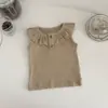 Estilo Ins Verão Bebê Manga Curta com Gola Babado e Dois Botões para Meninas com Shorts Bloomers de Renda Poá