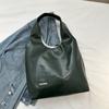 Nuevo bolso de hombro de moda 2023 de alta calidad retro, bolso tote para ir al trabajo de otoño e invierno, bolso de gran capacidad de aspecto elegante para mujer