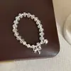 Pulseira de Cristal Branco Transparente Irregular de Verão para Mulheres Personalidade Simples Moda Tendência Versátil Pulseira de Pulso Joia