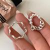 Juego de Anillos Metálicos con Cadena de Perlas de Agua Dulce para Mujer, Nicho Retro de Personalidad Simple, Versátil, Elegante
