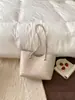 Bolsa de Viaje de Gama Alta para Mujer, Nueva Tendencia 2026, Bolso de Hombro de Lujo Ligero de Nicho, Bolso Tote de Gran Capacidad, Bolso Cubo