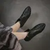 Jiezhou Colección Otoño 2026: Piel de vaca de primera capa, botines de punta retro tejidos a mano, de suela plana, cómodos y elegantes para mujer