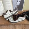 2022 Nuevos Zapatos de Plataforma Blancos y Negros Estilo Pan de Niche de Caña Alta Zapatos Panda para Mujer de Moda Combinables Zapatos Casuales de Cuero