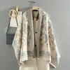 Bufanda de Imitación Cachemir Estilo Tweed con Camelia para Mujer en Otoño e Invierno Nueva Elegante Versátil Decorativa Engrosada Cálida Chal Largo