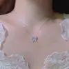 Collar de Mariposa de Circonita Flash Joyería para Mujer Lujo Ligero Nicho Colgante de Alta Gama Exquisito para el Trabajo Cadena de Clavícula Elegante de Moda