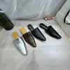 2025 Primavera y Verano Baotou Mueller Medias Zapatillas de Casa Sandalias de Un Pedal Super Populares Verano para Mujer Suela Plana