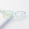Gafas antiazules cuadradas de Amazon para mujer, con protección para los ojos, con espejo plano y montura transparente multicolor.