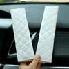 Protector de Hombro para Coche Suministros para Coche Simple Hielo Seda Felpa Tela Suave y Cómoda Funda Protectora Conveniente para Cinturón de Seguridad