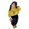 Sudadera con capucha forrada de forro polar Otoño e Invierno 2025 Ropa Nueva de Moda Linda para Niñas Conjunto Deportivo Elegante para Niños Conjunto de Dos Piezas Moderno