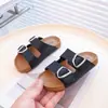 Sandálias Birkenstock Planas Femininas para Uso Externo 2026 Verão Novo Estilo Coreano Estudante Sandálias de Praia Macias Sandálias de Uma Tira