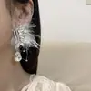 Pendientes Largos de Pluma con Incrustaciones de Diamantes, Dulces y Súper de Hada, Lujo Ligero, Pendientes de Moda y Elegantes para Dama, Accesorios para Niña Estilo Bosque