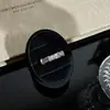 Anillo minimalista geométrico cuadrado de plata de ley S925 con diamante blanco, un diseño único y versátil, un nuevo accesorio de mano de lujo para mujer