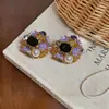 Pendientes de Mariposa y Flor con Goteo de Aceite y Perlas Estilo Palacio Retro con un Diseño Único, Pendientes de Nicho con un Toque de Lujo Ligero y de Gama Alta para Mujer