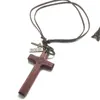 Comercio exterior Estilo retro europeo y americano personalidad no convencional hip hop cuerda de cuero collar cruz de madera natural cadena para suéter