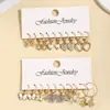 Nuevos aretes de animales creativos y elegantes transfronterizos para mujer, diseños de corazón y mariposa, broches de oreja de alta gama, aretes exquisitos y únicos al por mayor