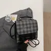 Mochila linda estilo universitario para chica, simple y elegante, a la moda para estudiantes, adecuada para ir al trabajo, se puede llevar cruzada y a mano, temporada de primavera