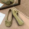 Novo Modelo de Verão 2026: Sapatos Loafers Casuais Confortáveis Femininos de Tamanho Grande com Laço, Moda para Uso Externo, Tamanho Único