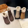 Botas de Nieve Cortas Nuevas de Invierno 2026, Talla Grande, Ante Retro, Punta Redonda, con Aumento de Altura, Forro de Felpa, Botas Vaqueras de Media Pantorrilla