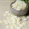 Parche de resina fresca con diseño de margaritas blancas, accesorios para manualidades, decoración de uñas, horquilla para el pelo infantil, pasta para carcasa de teléfono móvil, decoración de diamantes