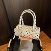 Super Popular Sacola de Bolinhas Onduladas para Comércio Exterior Feminina 2025 Nova Exquisiteira Versátil Bolsa Transversal Explosiva Bolsa Cilindro Portátil